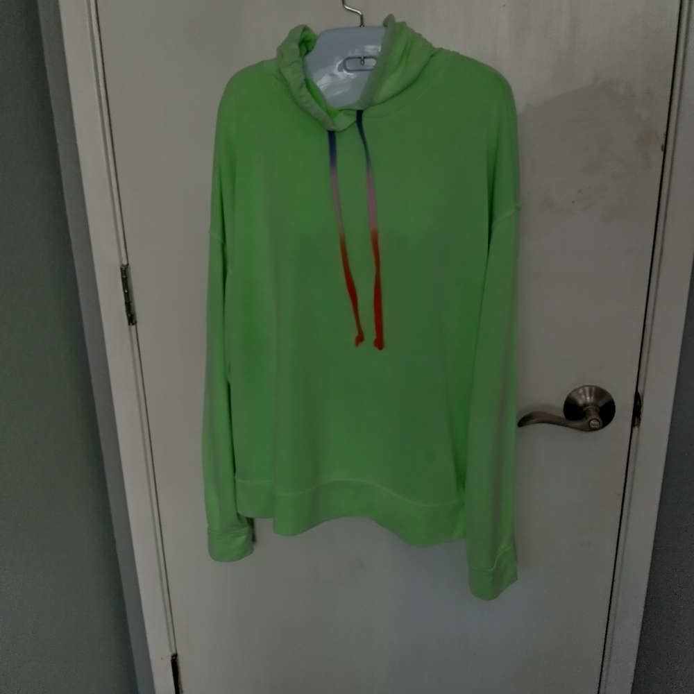 SUNDRY Lime large hoodie sweater